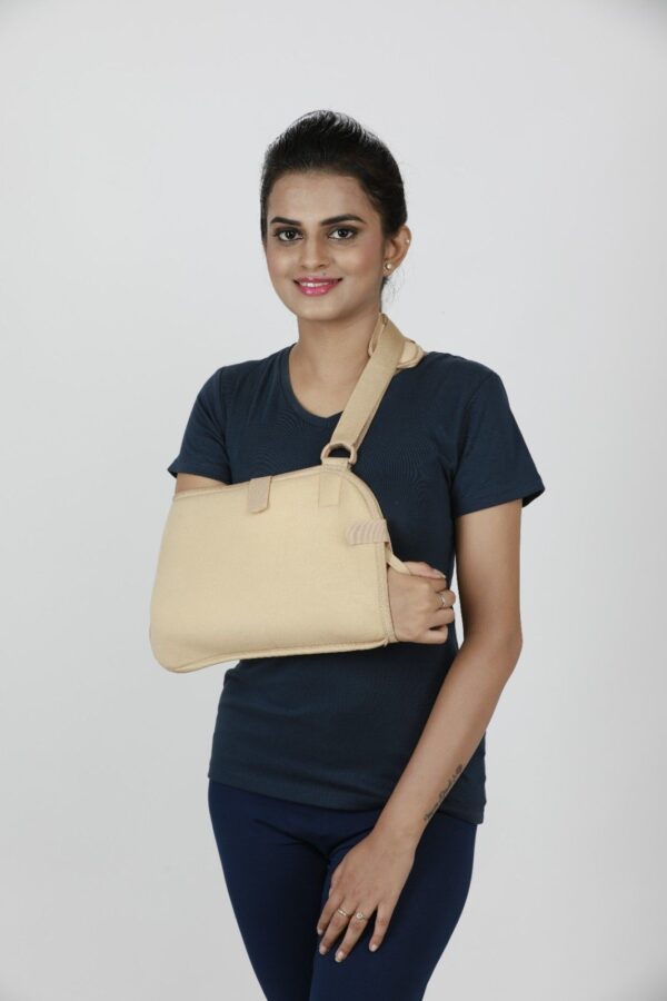 Pioneer Evercare Pouch Arm Sling
